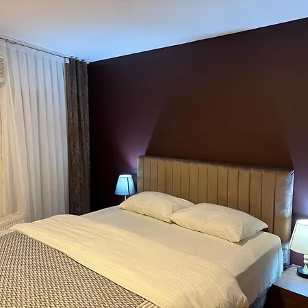 מלון דירות Taksim Camdali 3*