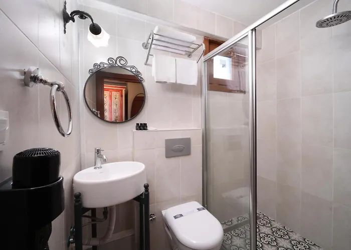 Apart Otel Taksim çamdalı 3*